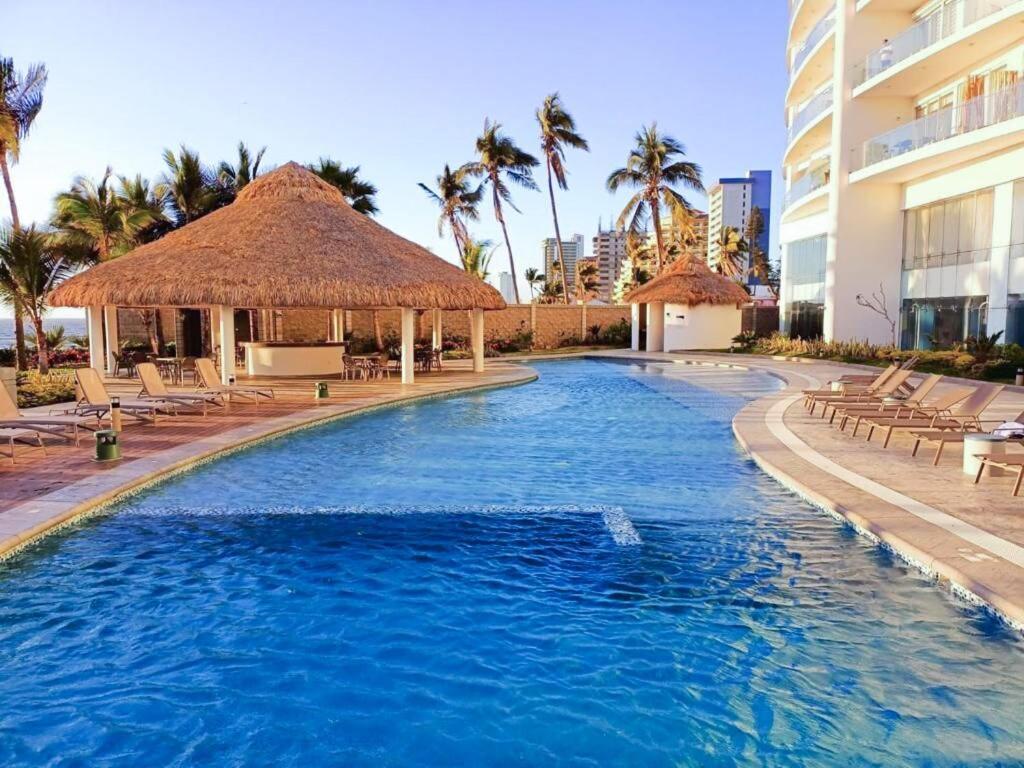 Beautiful Views On The 10th Floor In Camino Al Mar Apartamento Mazatlán